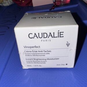 Caudalie Vinoperfect Brightening Moisturizer - White